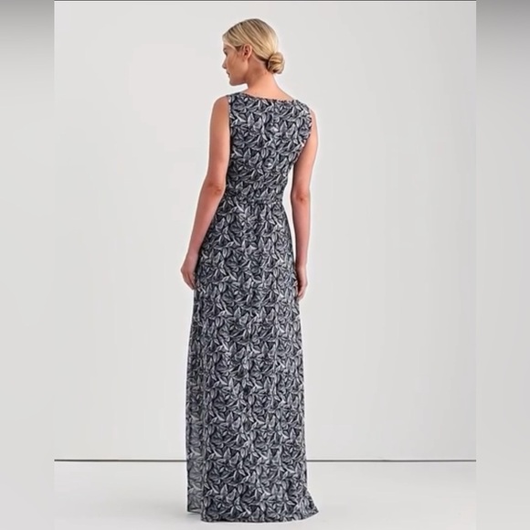 Lauren Ralph Lauren Floral Georgette Pleated Belted V Neck Maxi‎ Dress - Size 6 - Picture 2 of 10